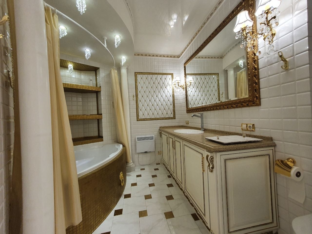 продажа трехкомнатной квартиры номер A-174801 в Приморском районе, фото номер 17